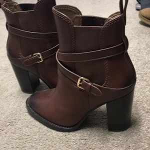 Coach boots size 9